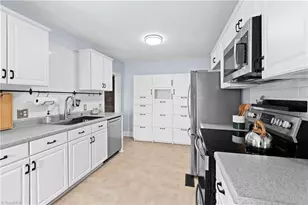 2348 Rosewood Ave, Winston-Salem, NC 27103 - Photo 8