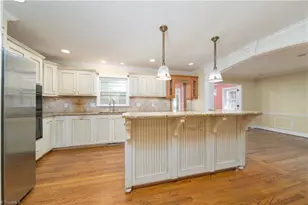 321 Stanaford Rd, Winston-Salem, NC 27104 - Photo 4