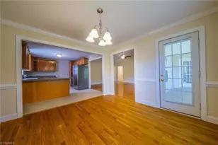2103 Forest Edge Dr, Greensboro, NC 27406 - Photo 16
