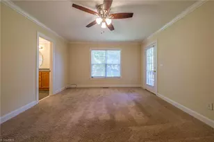 2103 Forest Edge Dr, Greensboro, NC 27406 - Photo 26