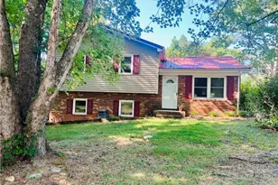 270 Woodcreek Dr, Mount Airy, NC 27030 - Photo 6