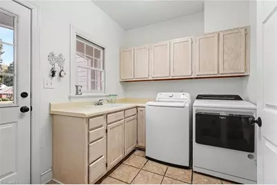 7901 Merrick Court, Greensboro, NC 27409 - Photo 42