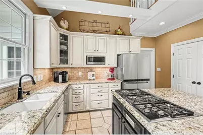 7901 Merrick Court, Greensboro, NC 27409 - Photo 20