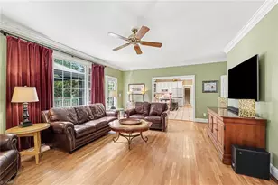 7901 Merrick Ct, Greensboro, NC 27409 - Photo 12