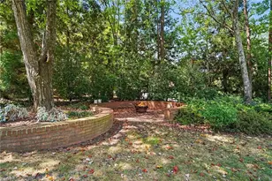 7901 Merrick Ct, Greensboro, NC 27409 - Photo 48
