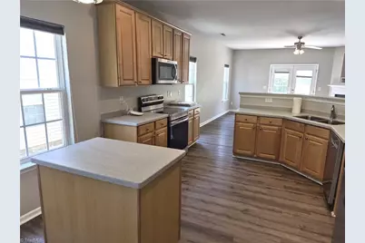 4061 Fountain Grove Drive, High Point, NC 27265 - Photo 2