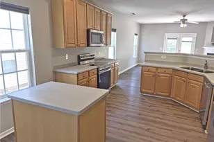 4061 Fountain Grove Dr, High Point, NC 27265 - Photo 4