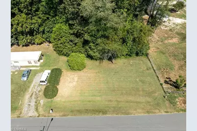 3521 Piedmont Memorial Drive, Winston-Salem, NC 27107 - Photo 1
