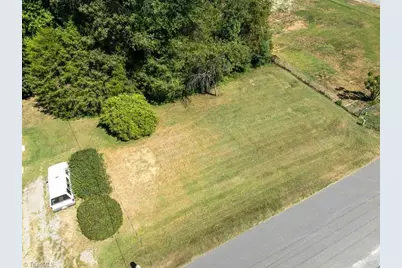 3521 Piedmont Memorial Drive, Winston-Salem, NC 27107 - Photo 2