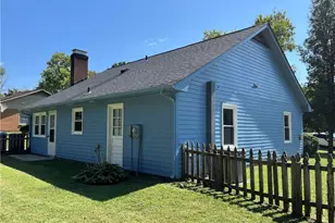 1681 Village Pl, Winston-Salem, NC 27127 - Photo 4