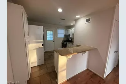 411 Overlook Street, Greensboro, NC 27403 - Photo 6
