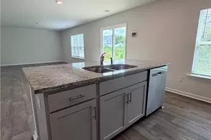2312 Wilpar Dr, Greensboro, NC 27406 - Photo 8