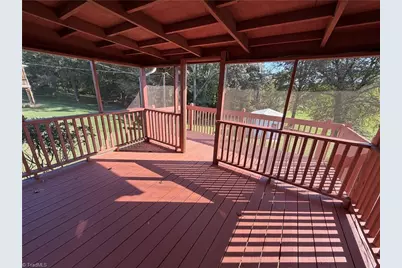 1516 W Fairfield Drive, Mount Airy, NC 27030 - Photo 22