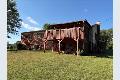 1516 W Fairfield Drive, Mount Airy, NC 27030 - Photo 10