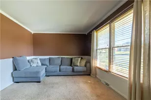 3006 Saxon Pl, Greensboro, NC 27406 - Photo 14