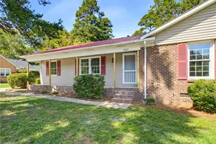 3325 Colony Dr, Jamestown, NC 27282 - Photo 2