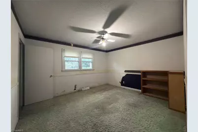 4285 W Pine Street, Mount Airy, NC 27030 - Photo 18