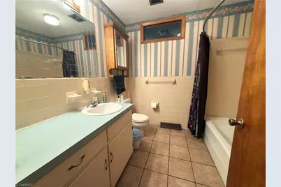 4285 W Pine Street, Mount Airy, NC 27030 - Photo 20