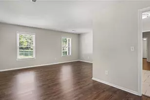 5411 Amberhill Dr, Greensboro, NC 27455 - Photo 4