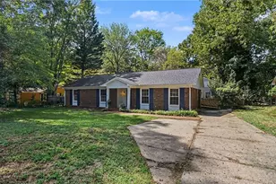 5411 Amberhill Dr, Greensboro, NC 27455 - Photo 2