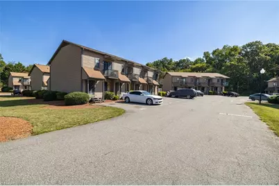 340 Vista Circle, Winston-Salem, NC 27106 - Photo 6