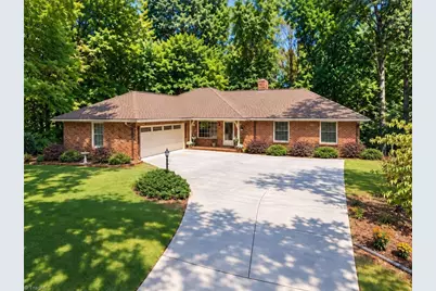 5 Windsor Circle, Thomasville, NC 27360 - Photo 1