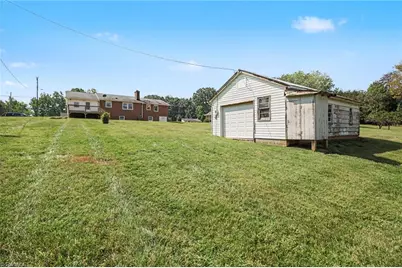 6025 Skylark Road, Pfafftown, NC 27040 - Photo 22