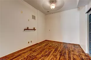 811 N Elm St, Greensboro, NC 27401 - Photo 28