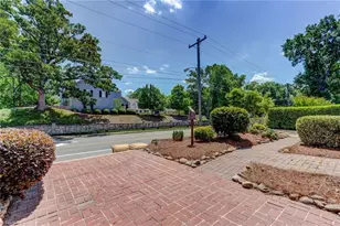 811 N Elm St, Greensboro, NC 27401 - Photo 8