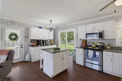 309 Bedford Drive, Eden, NC 27288 - Photo 12