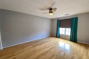 21 Meadowood Glen Way, Greensboro, NC 27409 - Photo 14