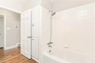 3816 Kirby Dr, Greensboro, NC 27403 - Photo 14