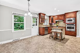 907 Bearhollow Rd, Greensboro, NC 27410 - Photo 18