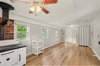 4806 Begonia Road, Pleasant Garden, NC 27313 - Photo 12