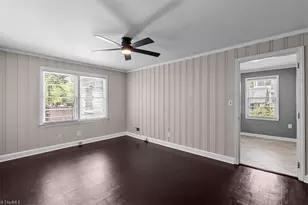 110 Mayflower Dr, Greensboro, NC 27403 - Photo 18