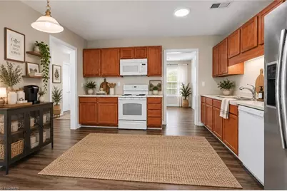 2044 Waterstone Lane, High Point, NC 27265 - Photo 10