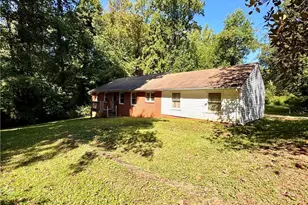 2190 Indian Trail, Winston-Salem, NC 27106 - Photo 4