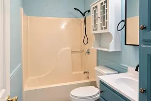 1013 Frank St, Mount Airy, NC 27030 - Photo 4