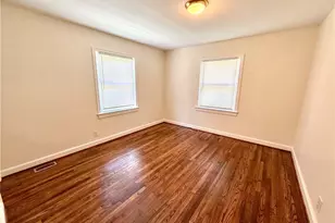 2735 Stratford Dr, Greensboro, NC 27408 - Photo 18