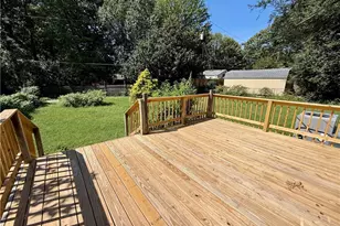 2735 Stratford Dr, Greensboro, NC 27408 - Photo 26