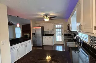 6721 River Hills Dr, Greensboro, NC 27410 - Photo 32