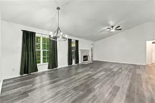 3122 Creekridge Dr, Asheboro, NC 27205 - Photo 6