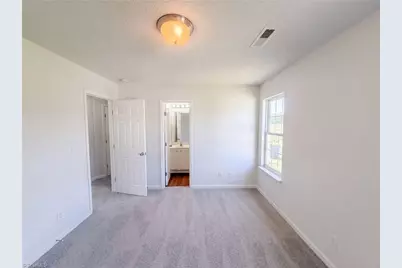 6008 White Chapel Way, Greensboro, NC 27405 - Photo 4