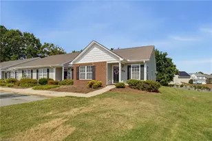 505 Carrington Ln, Thomasville, NC 27360 - Photo 1