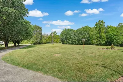 1203 Brooks Road, Reidsville, NC 27320 - Photo 10