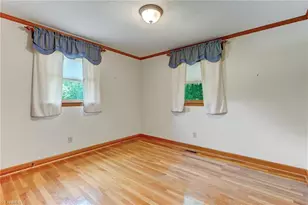 1203 Brooks Rd, Reidsville, NC 27320 - Photo 32