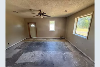 5170 Nc Highway 700, Eden, NC 27288 - Photo 4