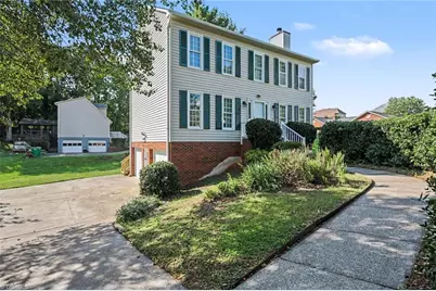 2500 Newington Court, Clemmons, NC 27012 - Photo 4