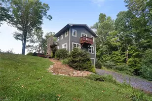 558 Perri Crk Wy, Warrensville, NC 28693 - Photo 2