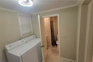 3608 Wilshire Dr, Greensboro, NC 27408 - Photo 6